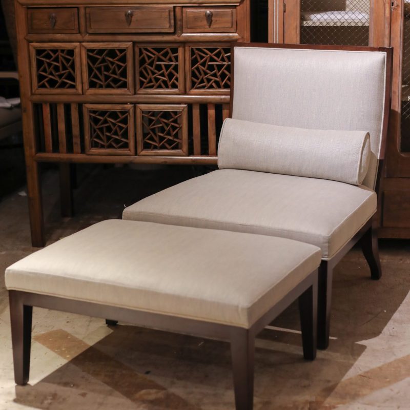 Armless Lounge Chair & Foot Rest