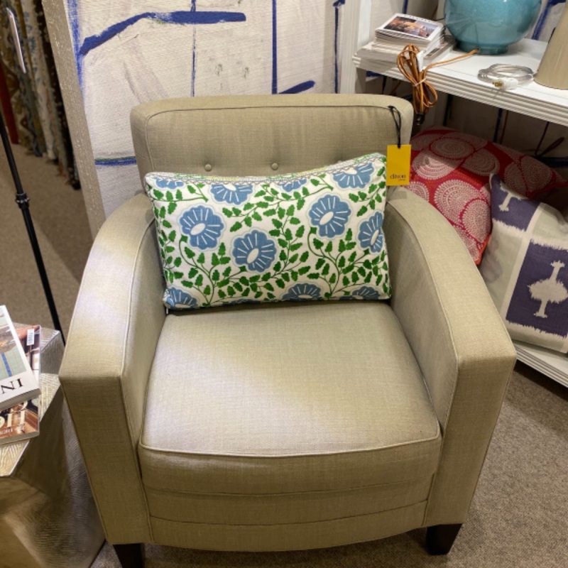 Patricia Edwards Boulevard Chair